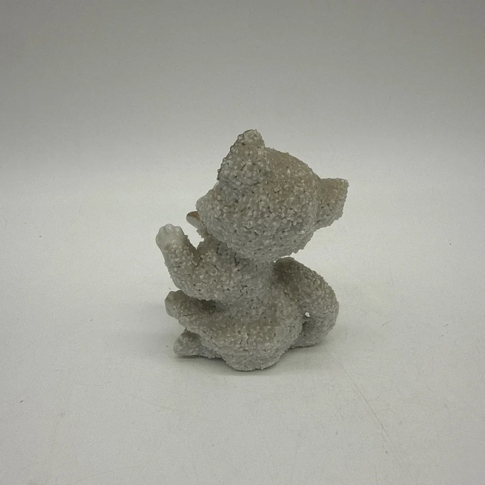 Spaghetti Sugar Texture White Cat Kitten Figurine Gold Bow Kitschy Vintage Japan